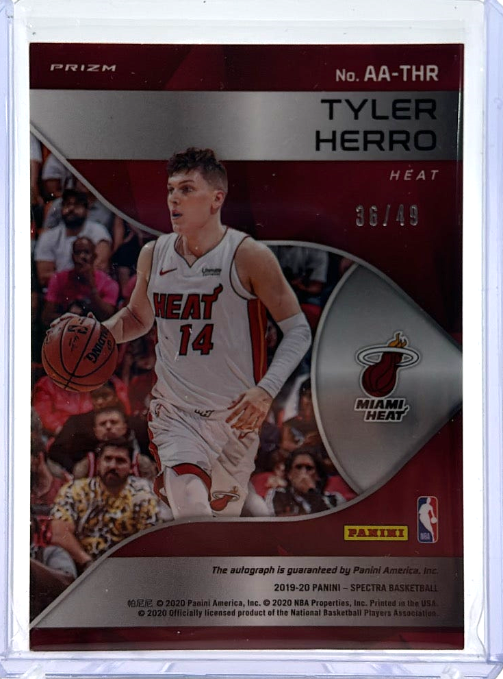 2019-20 Panini Spectra Basketball - Tyler Herro AA-THR - Spectra Auto /49