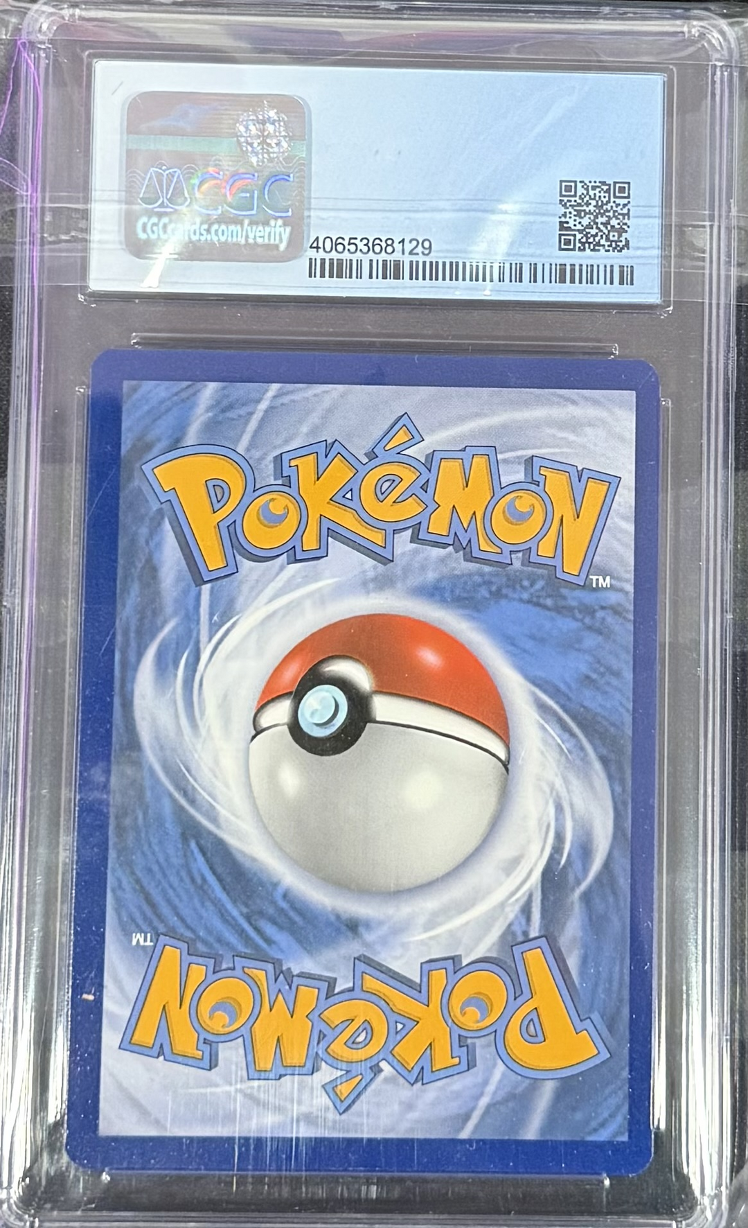 Alcremie VMAX - Pokemon (2021) - Shining Fates 073/072 - CGC 9.5