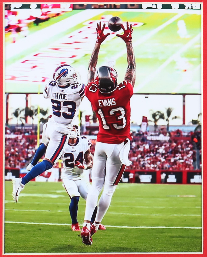 Mike Evans Autographed Signed Custom Framed Jersey Display (Beckett)