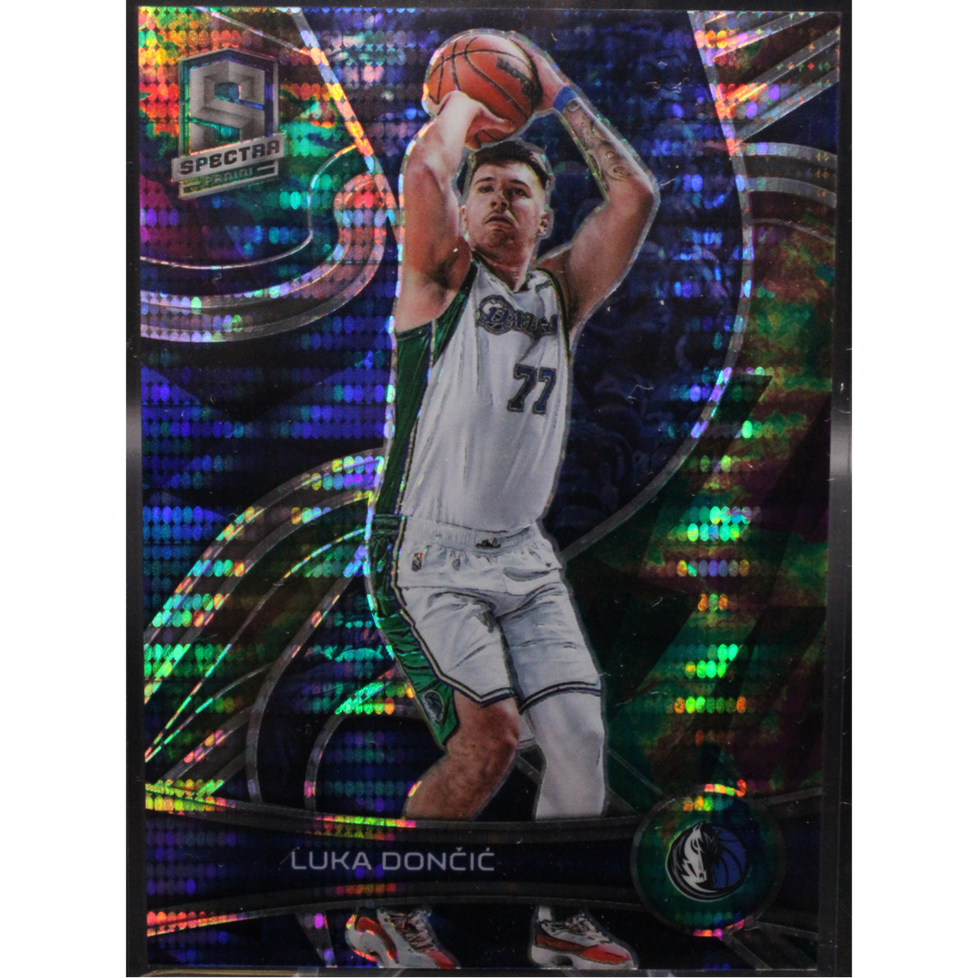 2021-22 Panini Spectra Basketball - Luka Doncic 77 - Celestial /99